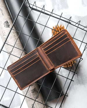 Dogaart bifold classic leather wallet brown crazy leather interior design layout showing organizational structure