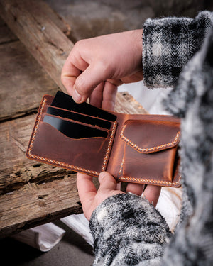 Dogaart Rio portable for men camel crazy leather wallet card slots usage showing organized storage capacity