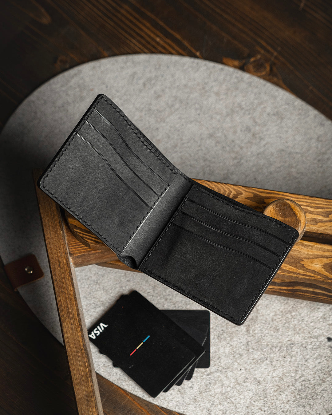 Кожен портфейл тип Bifold – FREY Graffiti