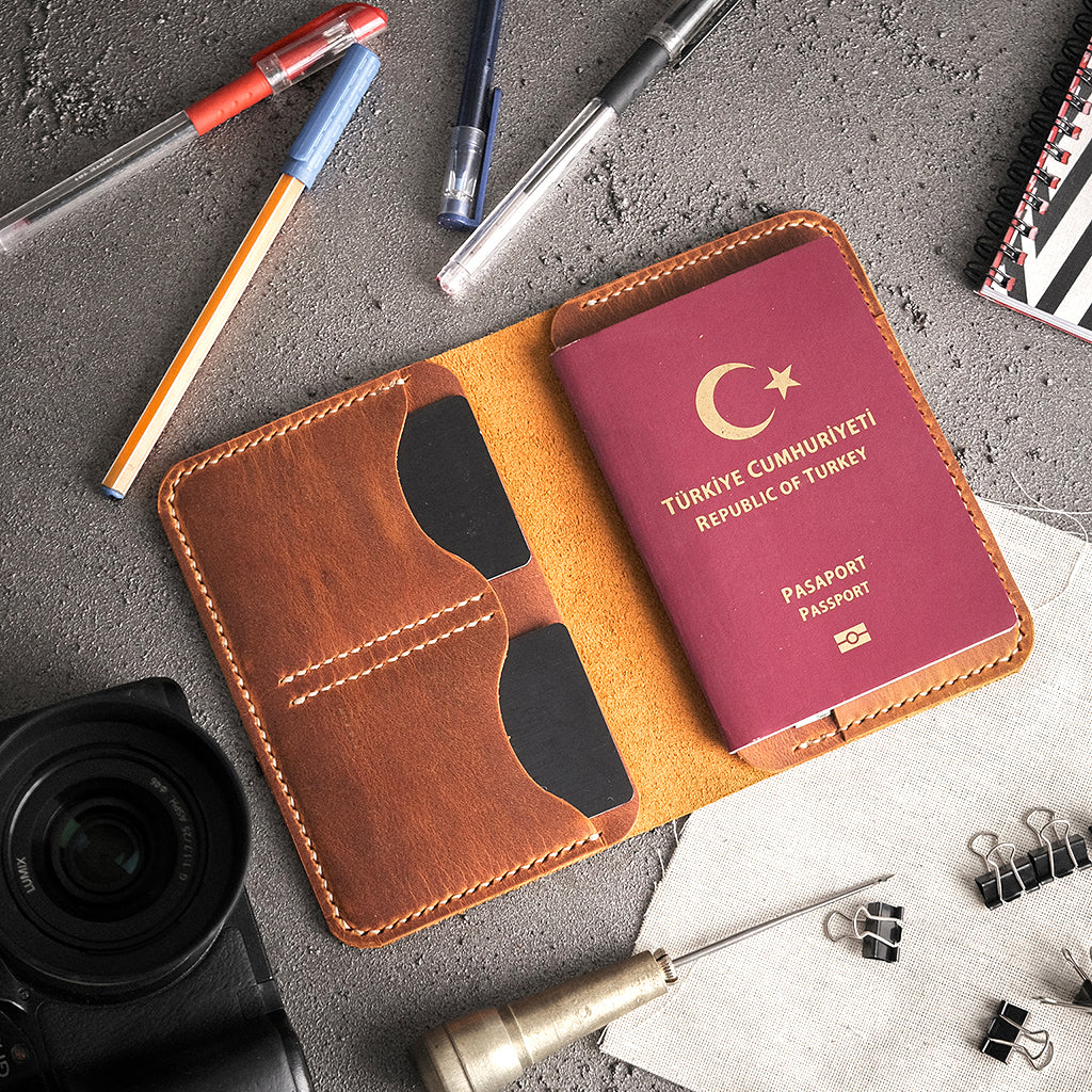 Кожен портфейл за паспорт ANTARES