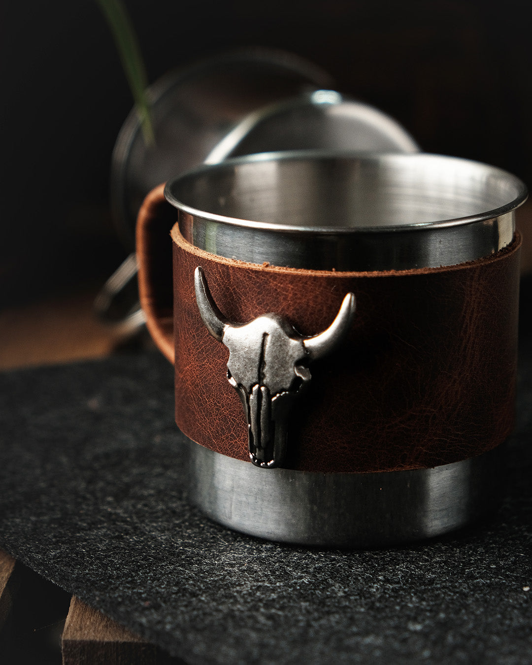 Steel Mugs 200ml Leather Wrapped Figure